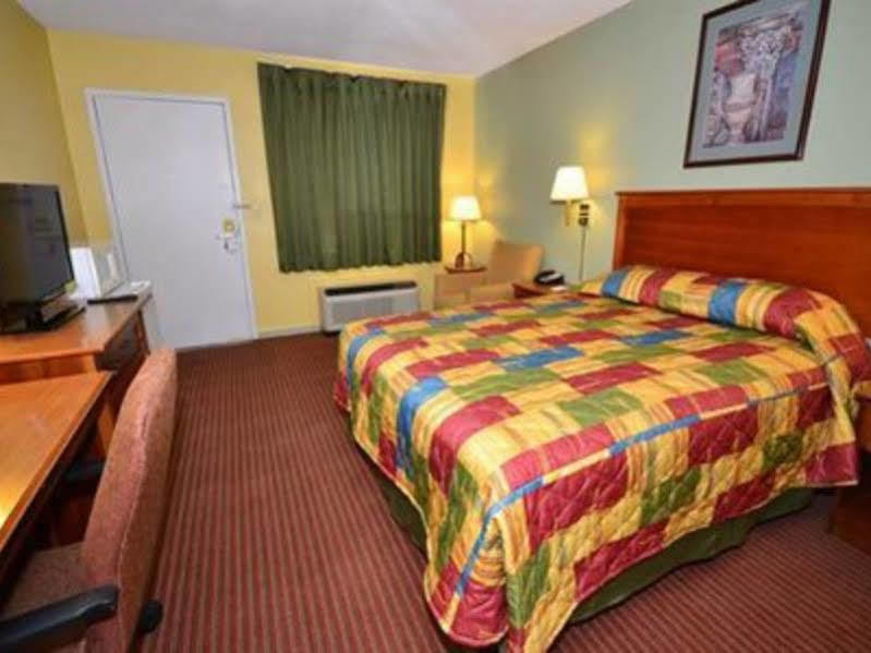 Rodeway Inn Concordia Eksteriør billede